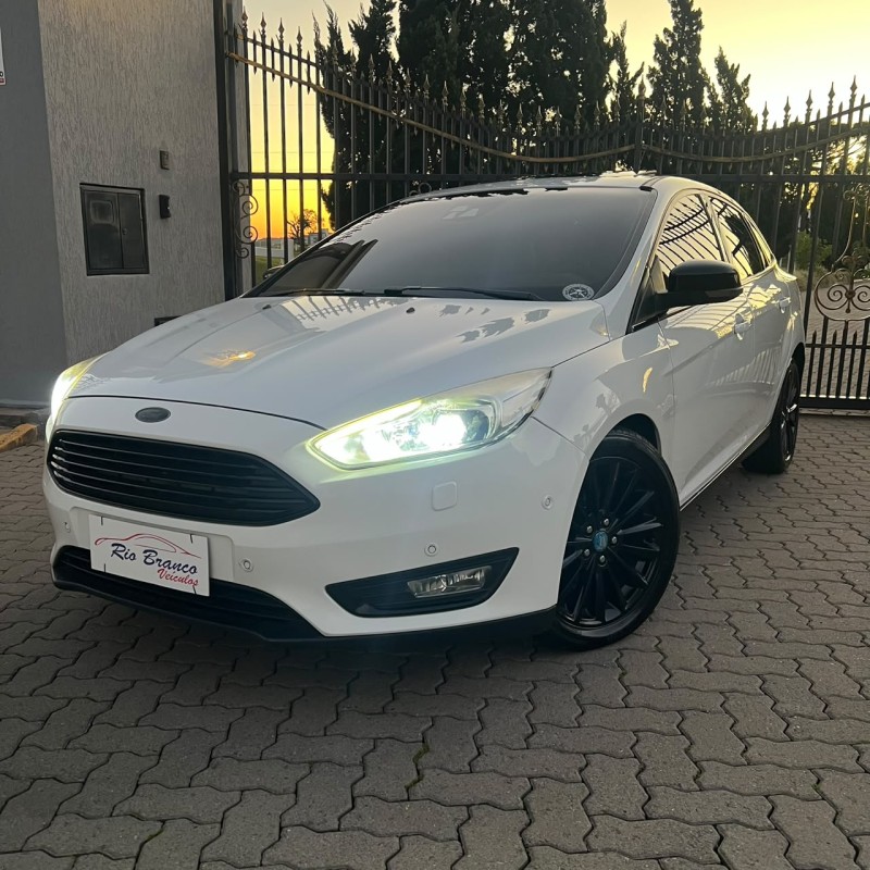 focus 2.0 titanium plus sedan 16v flex 4p automatico 2016 caxias do sul