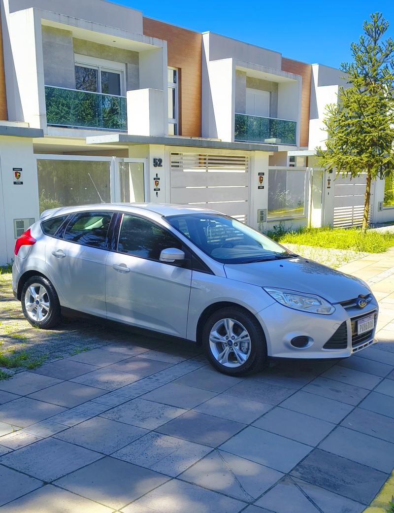focus 1.6 s 16v flex 4p manual 2015 farroupilha