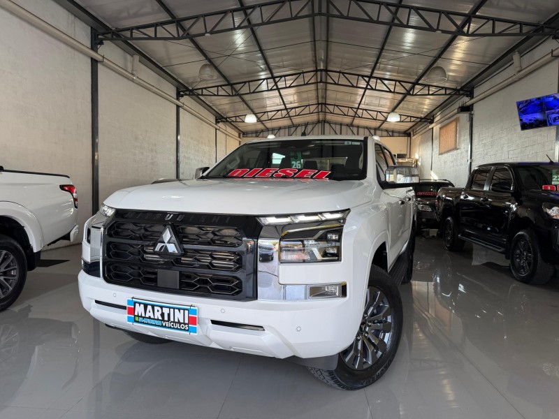 triton 2.4 hpe s 4x4 cd turbo 16v diesel 4p automatico 2026 caxias do sul