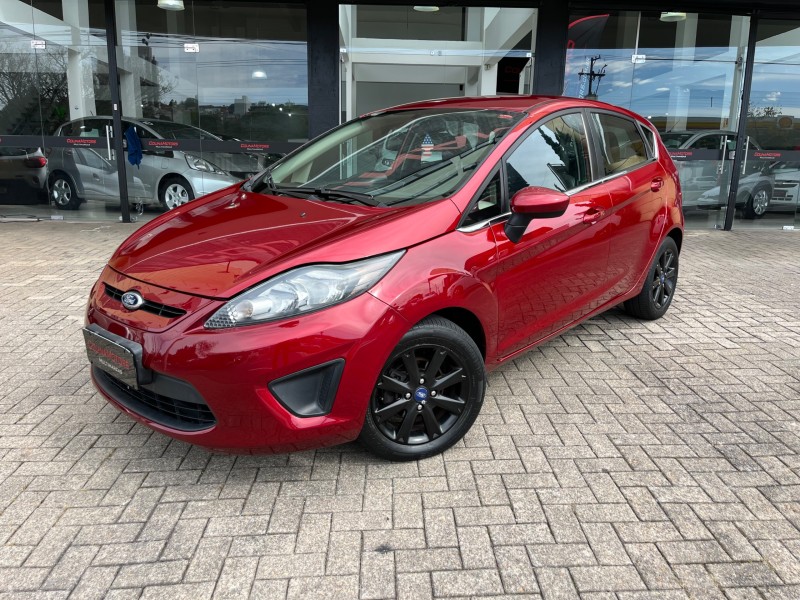 fiesta 1.6 se hatch 16v flex 4p manual 2013 caxias do sul