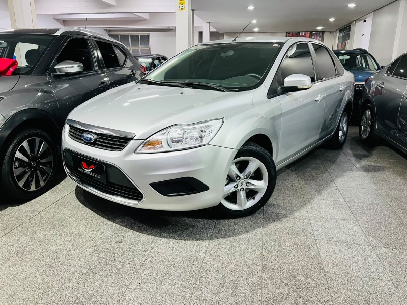 focus 2.0 fc 16v gasolina 4p manual 2009 caxias do sul