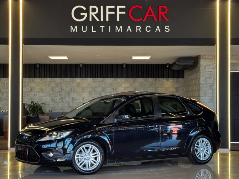 focus 2.0 ghia 16v gasolina 4p manual 2011 dois irmaos
