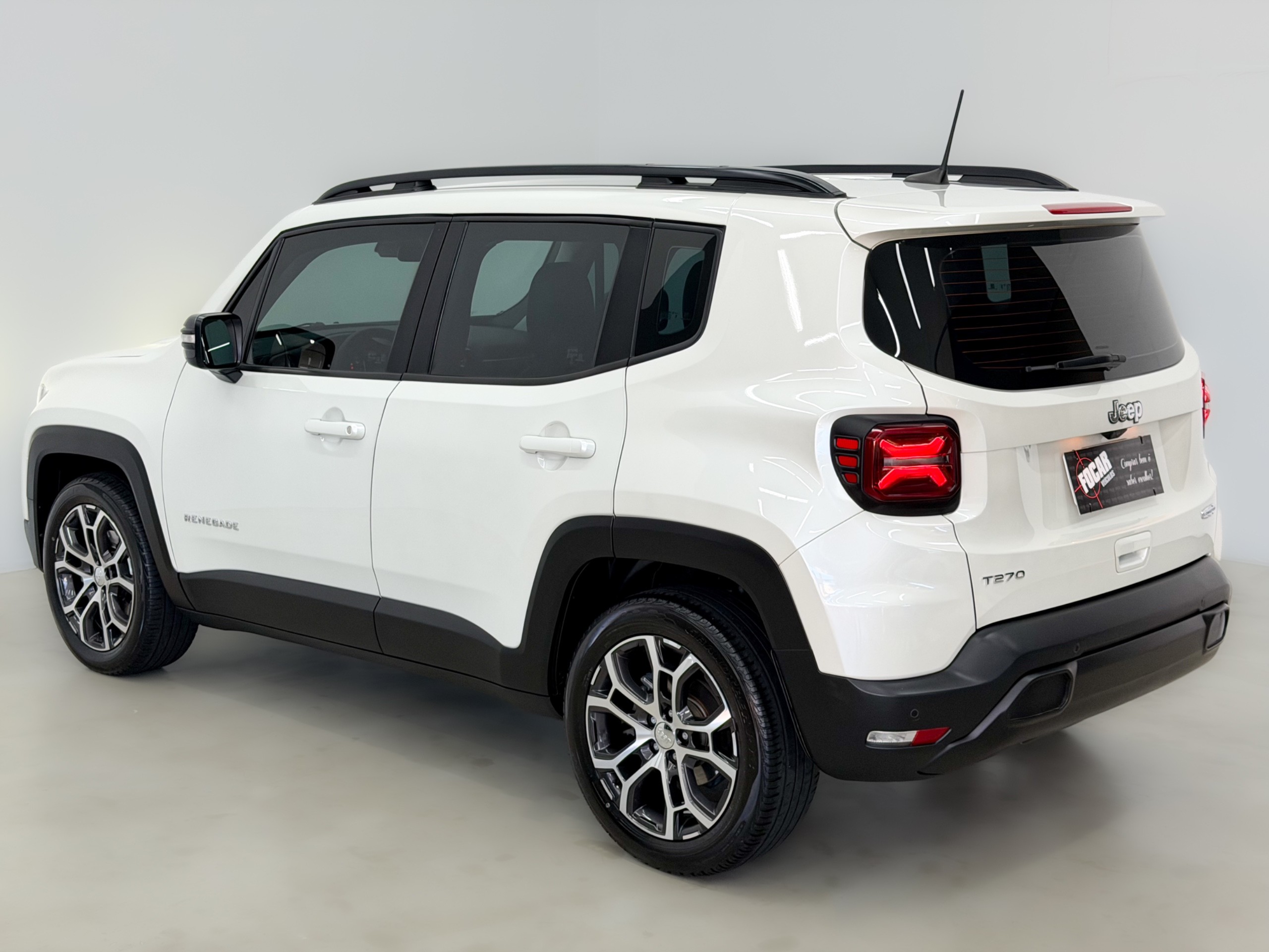 JEEP RENEGADE — foto 5
