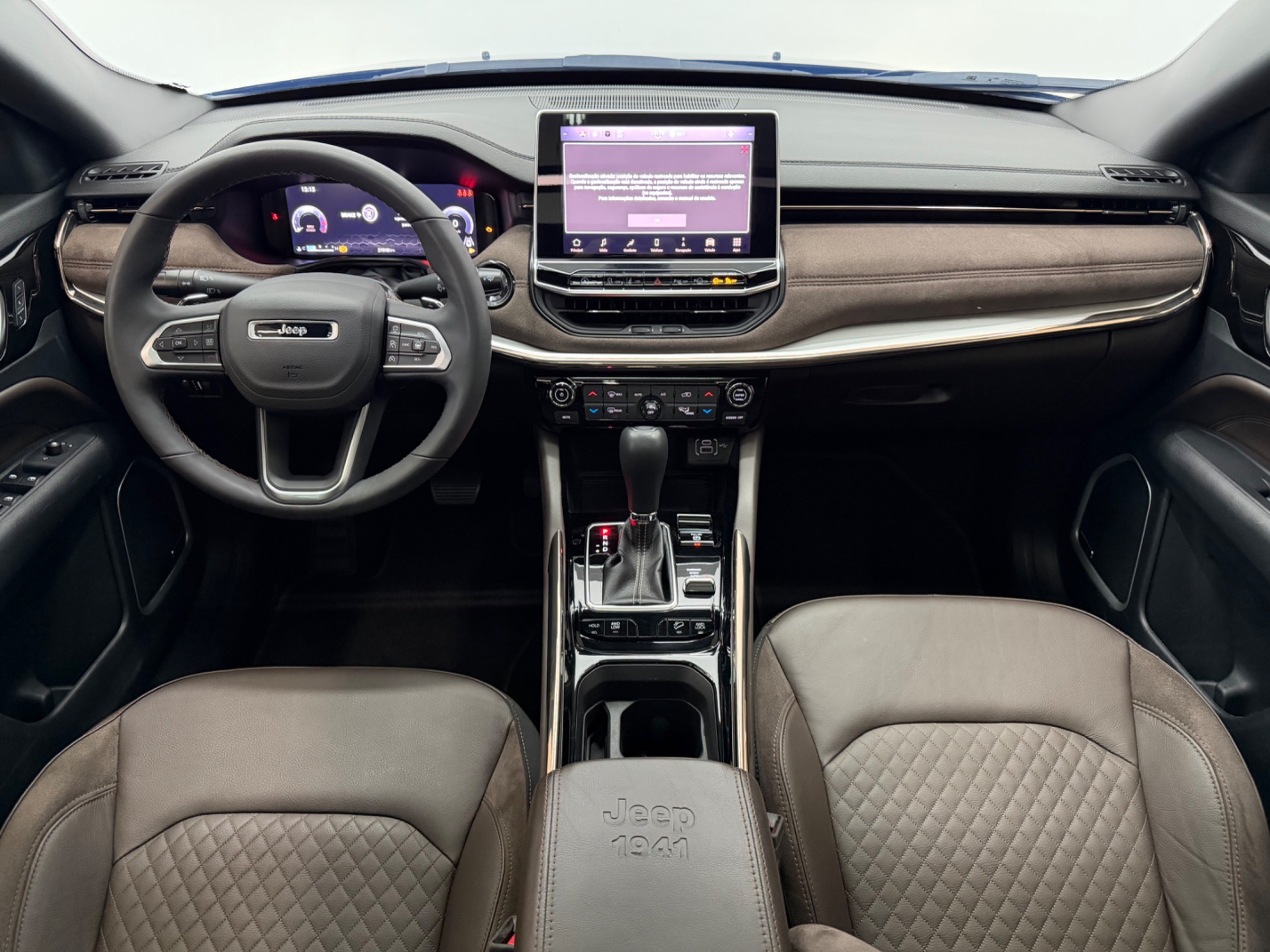 JEEP COMMANDER — foto 3