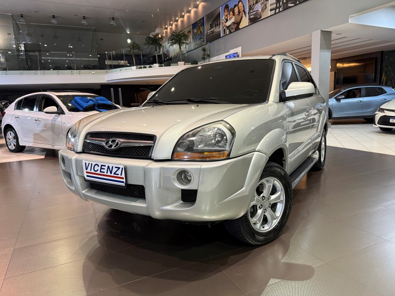 tucson 2.0 mpfi gls 16v 143cv 2wd gasolina 4p automatico 2014 farroupilha