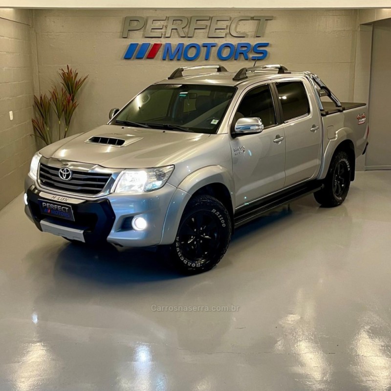 hilux 3.0 srv 4x4 cd 16v turbo intercooler diesel 4p automatico 2015 bento goncalves