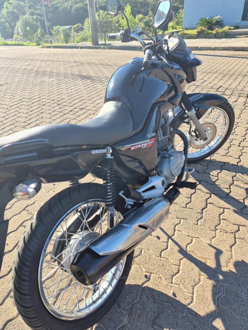cg 150  2014 bento goncalves