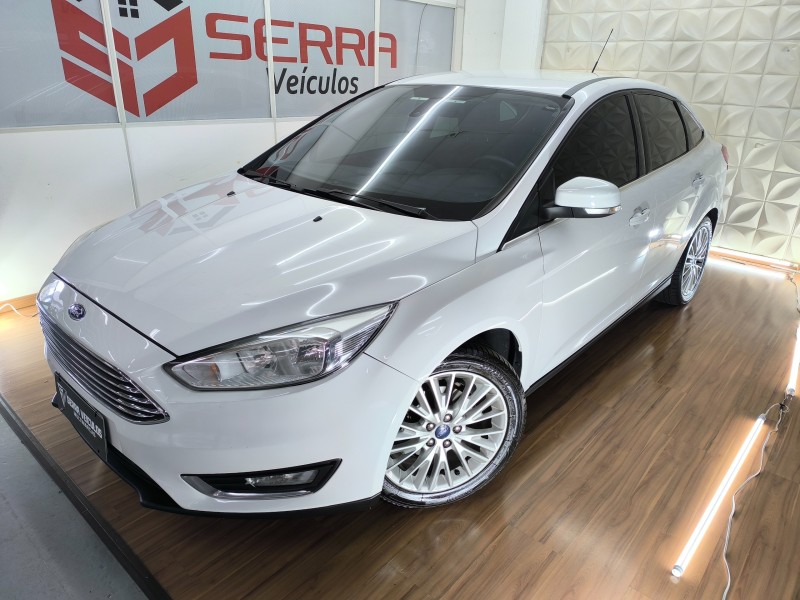 focus 2.0 titanium fastback 16v flex 4p automatico 2016 caxias do sul