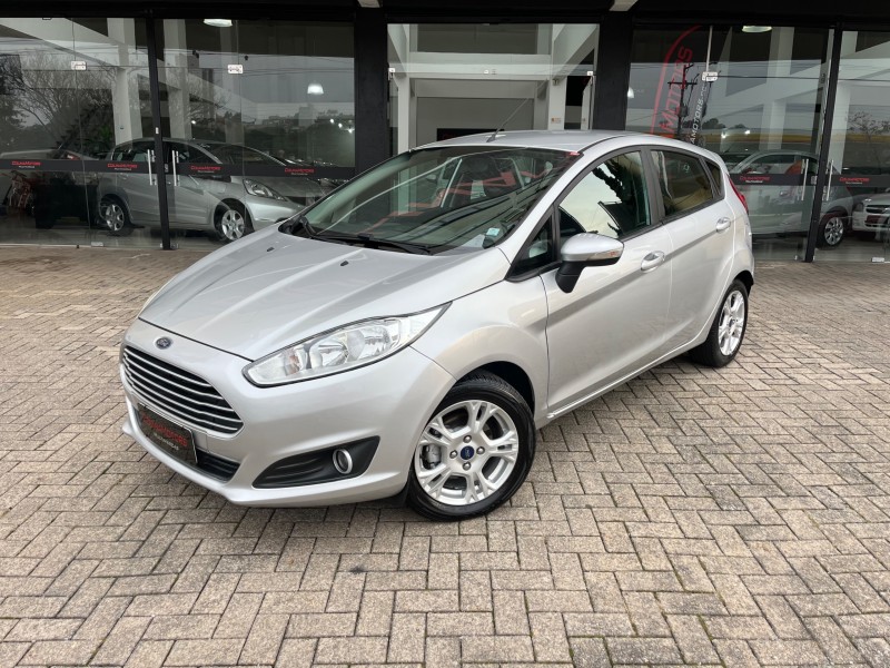 fiesta 1.5 se hatch 16v flex 4p manual 2015 caxias do sul