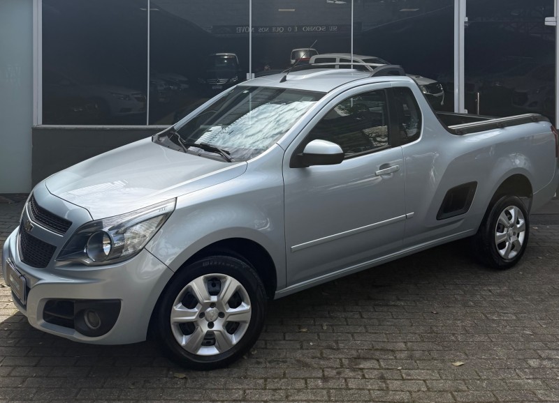 montana 1.4 mpfi ls cs 8v flex 2p manual 2013 caxias do sul