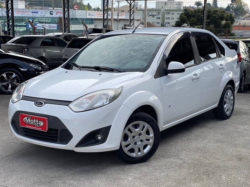 fiesta 1.6 rocam se sedan 8v flex 4p manual 2014 caxias do sul