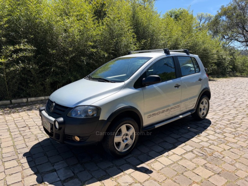 crossfox 1.6 mi flex 8v 4p manual 2009 nova prata