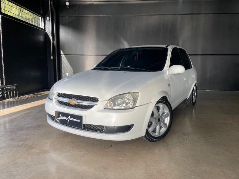classic 1.0 vhc ls 8v flex 4p manual 2012 caxias do sul