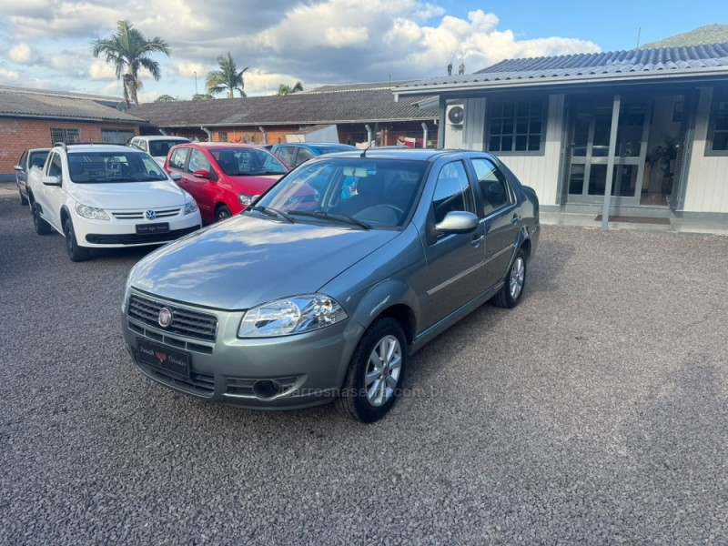 SIENA 1.4 MPI EL 8V FLEX 4P MANUAL