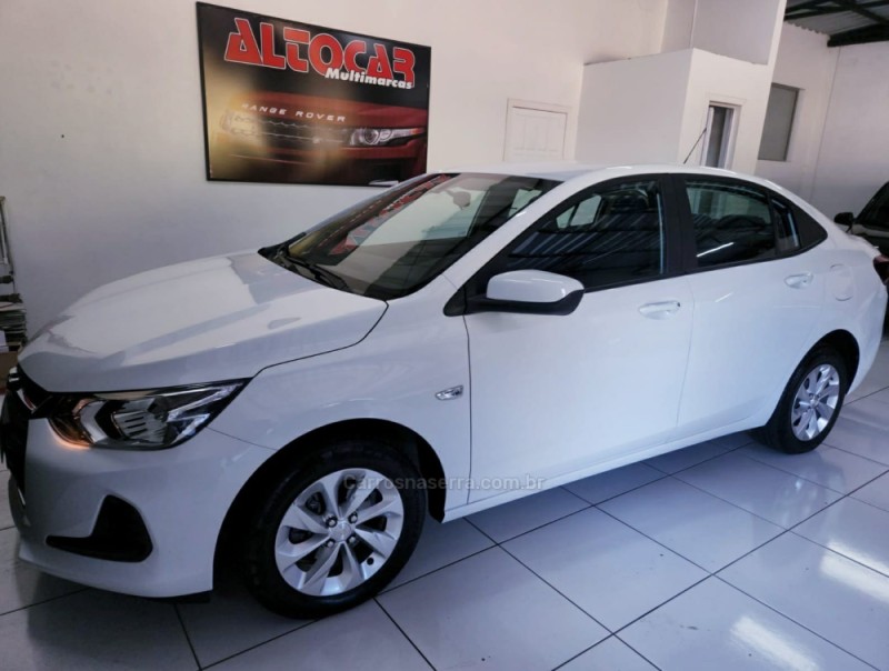 onix 1.0	lt plus 8v turbo flex 4p automatico 2022 campo bom
