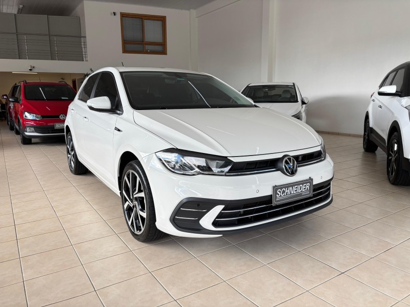 POLO 1.0 170 TSI 12V HIGHLINE FLEX 4P AUTOMÁTICO