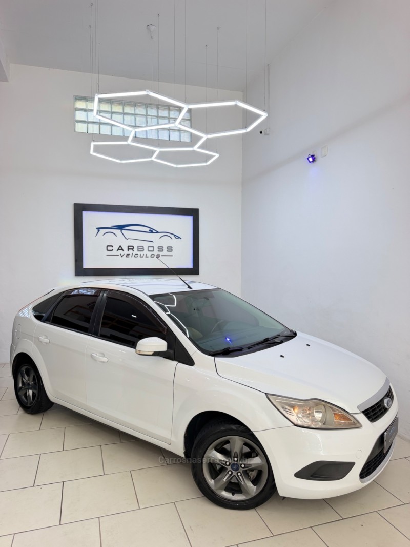 focus 1.6 s 16v flex 4p manual 2011 caxias do sul
