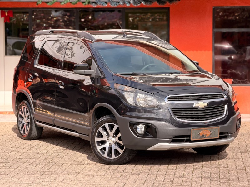 spin 1.8 activ 8v flex 4p automatico 2016 canela
