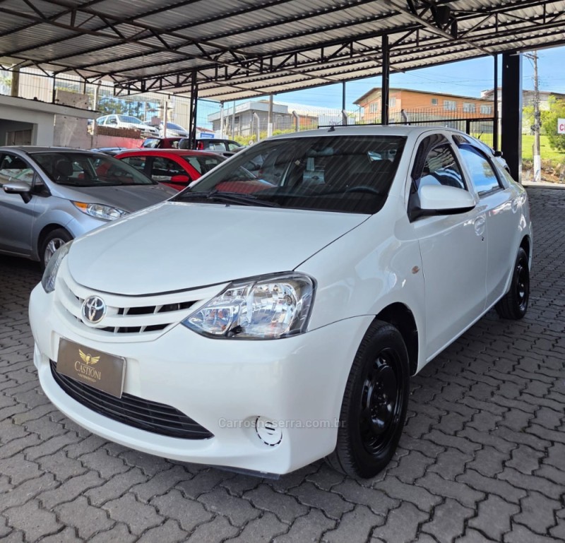 etios 1.5 x plus 16v flex 4p manual 2015 caxias do sul