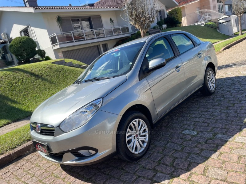 grand siena 1.0 attractive 8v flex 4p manual 2016 porto alegre