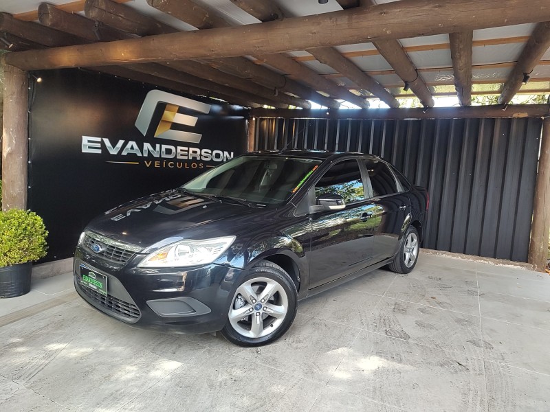 focus 2.0 fc 16v gasolina 4p automatico 2009 caxias do sul