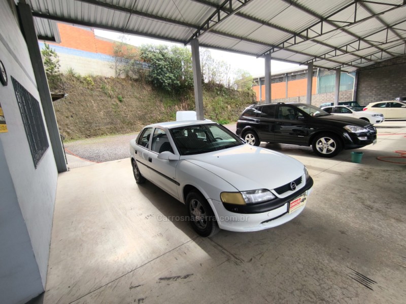 vectra 2.0 mpfi gls 8v gasolina 4p manual 1997 caxias do sul