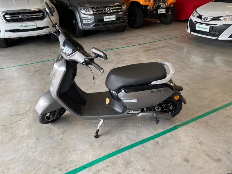 e city 1200w 2021 flores da cunha
