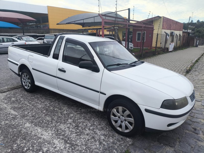 saveiro 1.8 mi cl cs 8v gasolina 2p manual g.ii 2001 farroupilha