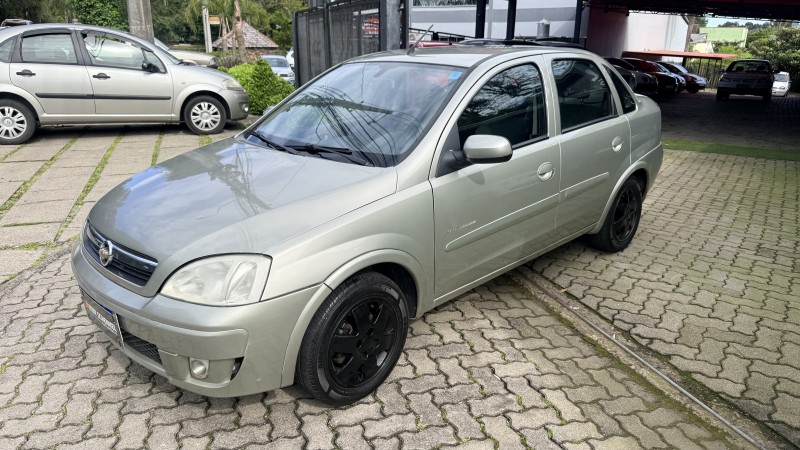 CORSA 1.4 MPFI PREMIUM SEDAN 8V FLEX 4P MANUAL
