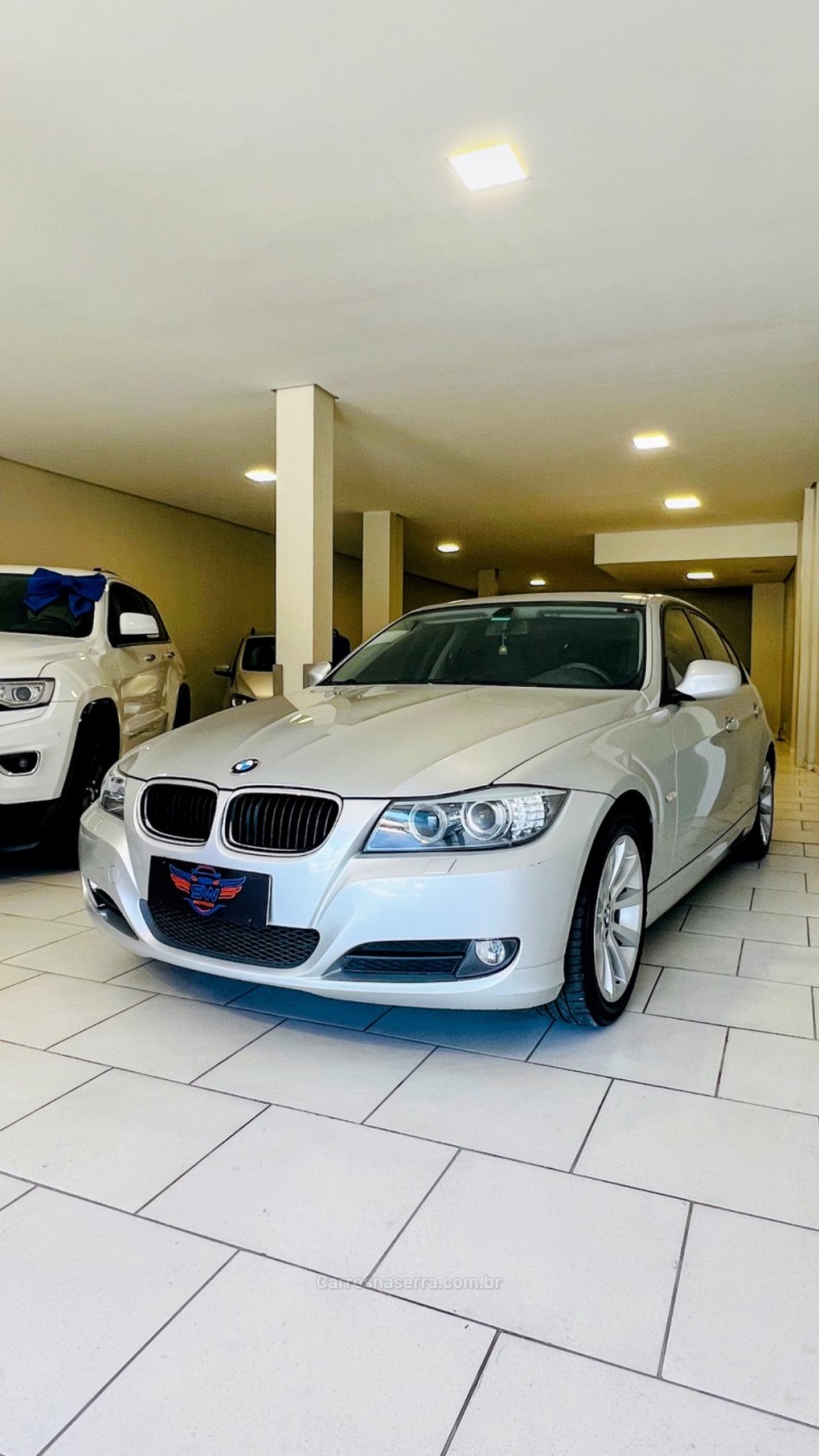 320i 2.0 16v gasolina 4p automatico 2010 garibaldi