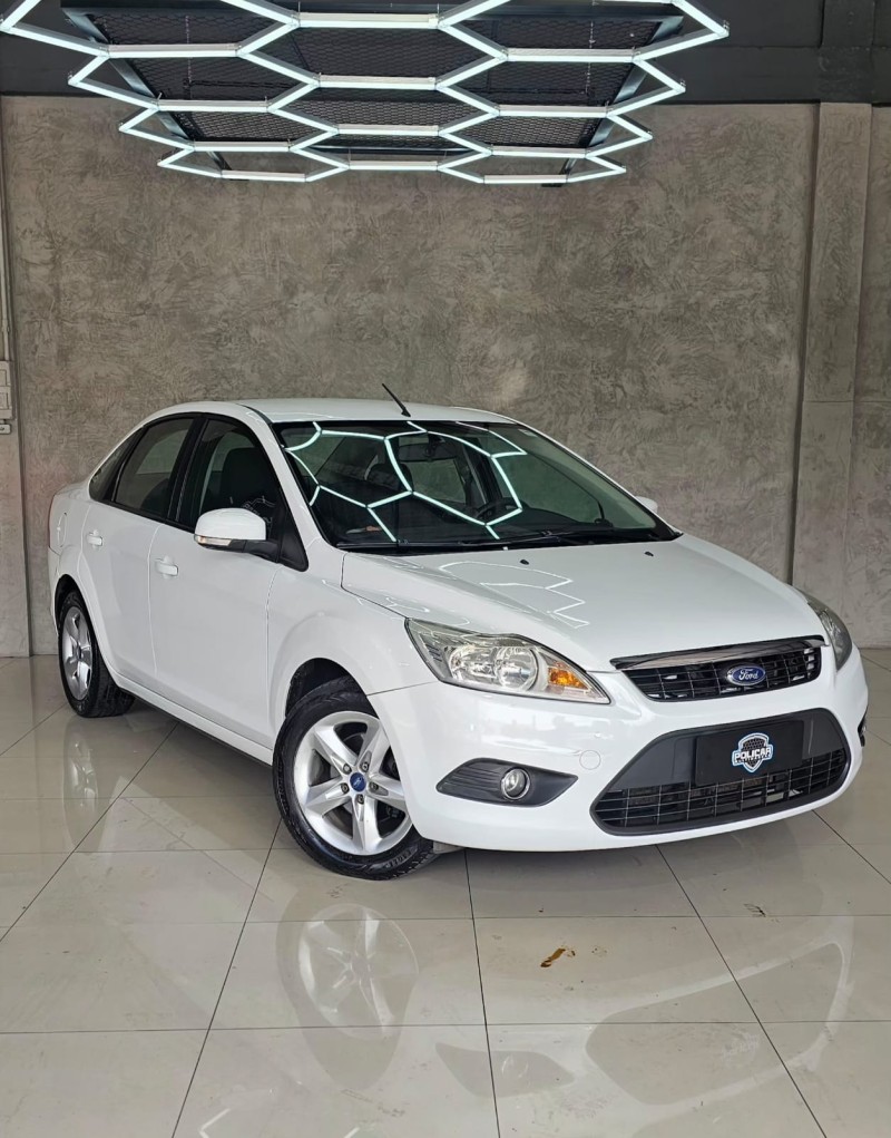 focus 1.6 s 16v flex 4p manual 2012 caxias do sul