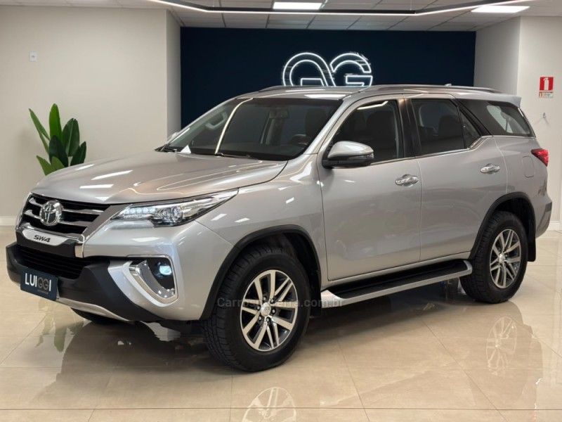 hilux sw4 2.8 srx 4x4 16v turbo intercooler diesel 4p automatico 2018 carlos barbosa