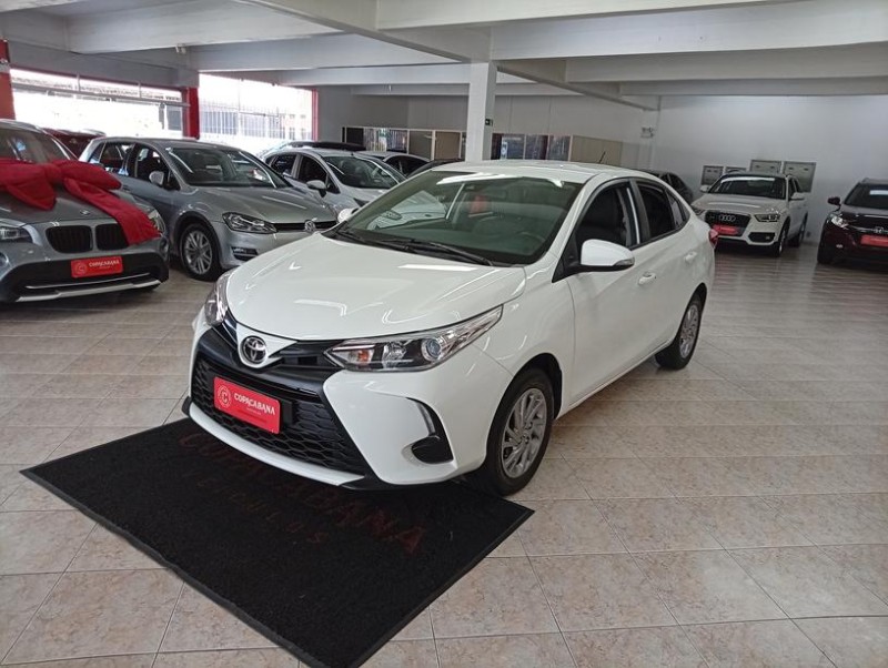 yaris 1.5 xs connect sedan 16v flex 4p automatico 2023 caxias do sul