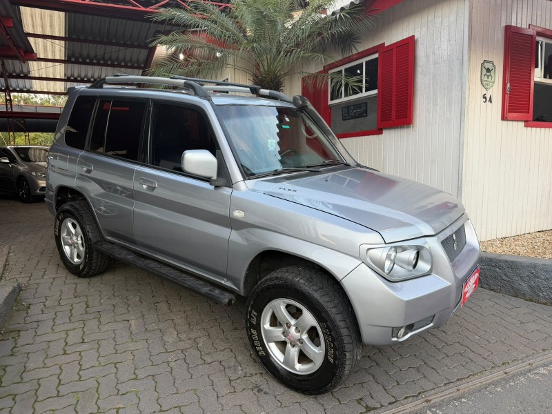 pajero tr4 2.0 4x2 16v 140cv flex 4p manual 2008 tres coroas