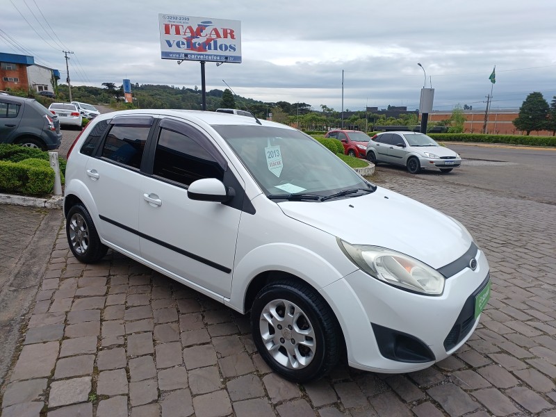fiesta 1.6 mpi hatch 8v flex 4p manual 2013 flores da cunha