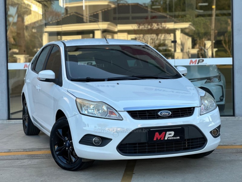 focus 1.6 8v flex 4p manual 2012 tupandi