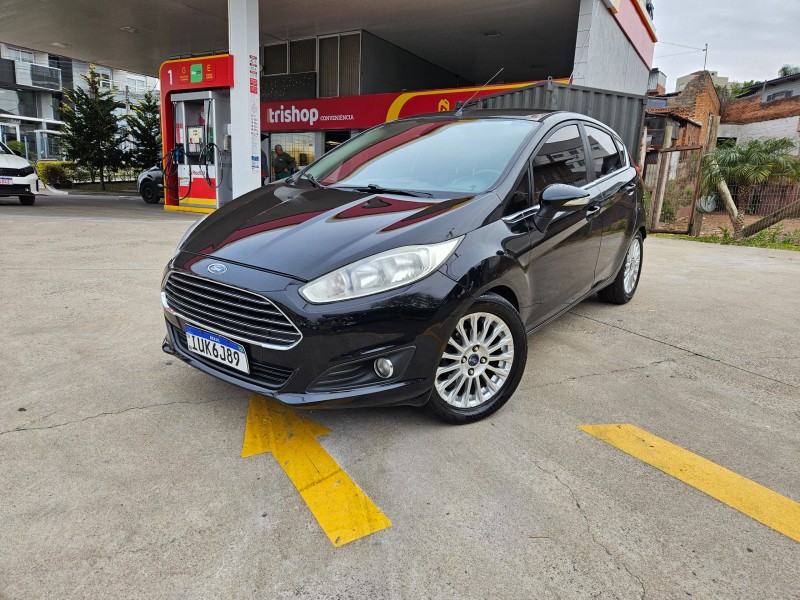 fiesta 1.6 titanium hatch 16v flex 4p automatico 2014 caxias do sul