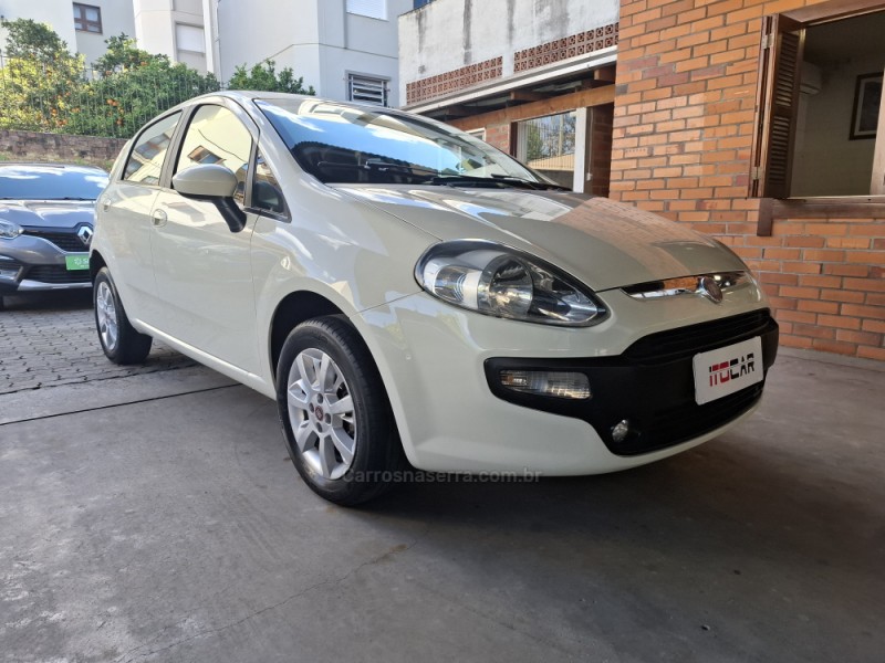 PUNTO 1.4 ATTRACTIVE 8V FLEX 4P MANUAL