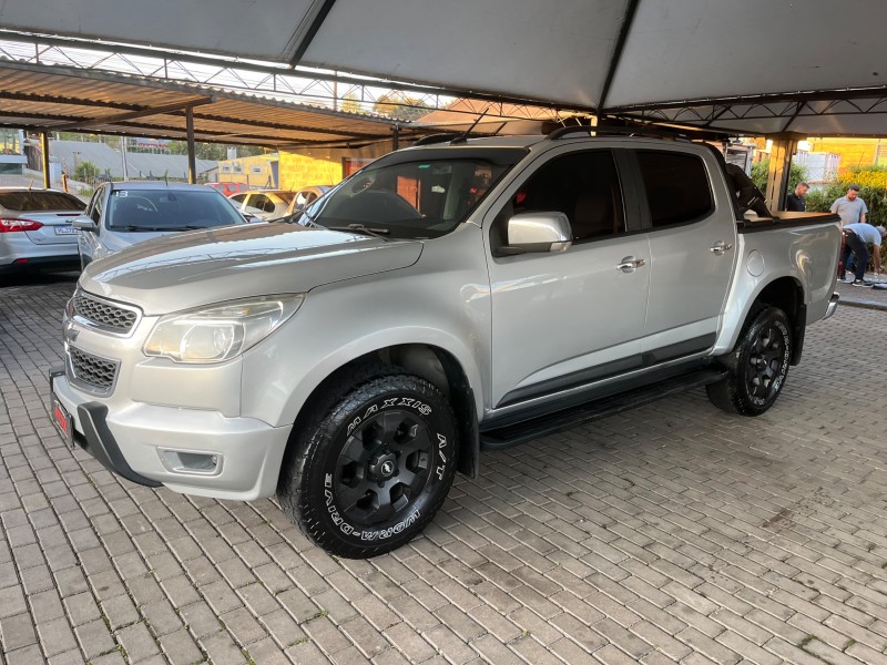 s10 2.4 ltz 4x2 cd 8v flex 4p manual 2014 caxias do sul