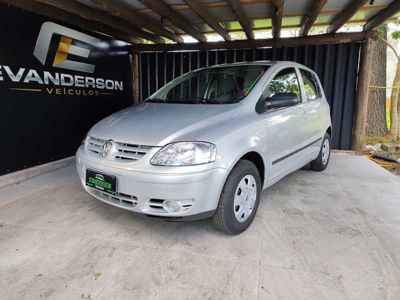 fox 1.6 mi sportline 8v gasolina 4p manual 2004 caxias do sul