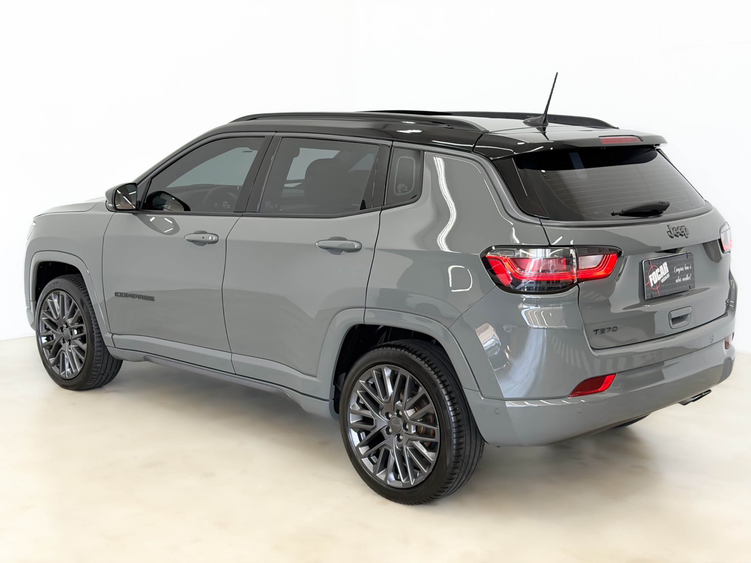 JEEP COMPASS — foto 5