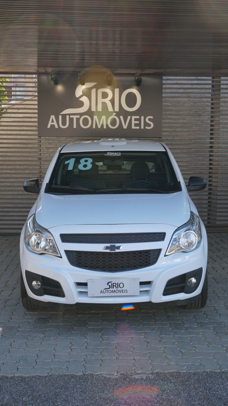MONTANA 1.4 MPFI LS CS 8V FLEX 2P MANUAL