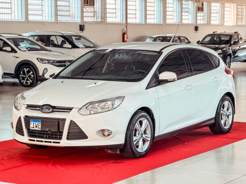 focus 1.6 se 16v flex 4p automatico 2015 nova prata