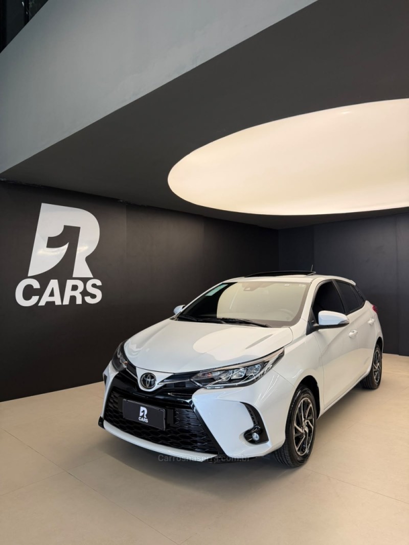 yaris 1.5 xls flex 4p automatico 2023 lajeado