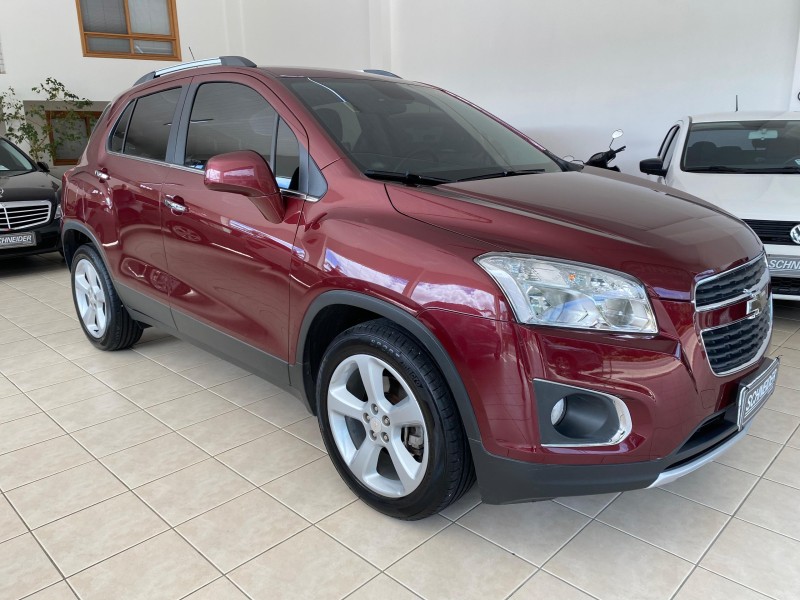 tracker 1.8 mpfi ltz 4x2 16v flex 4p automatico 2015 nova petropolis
