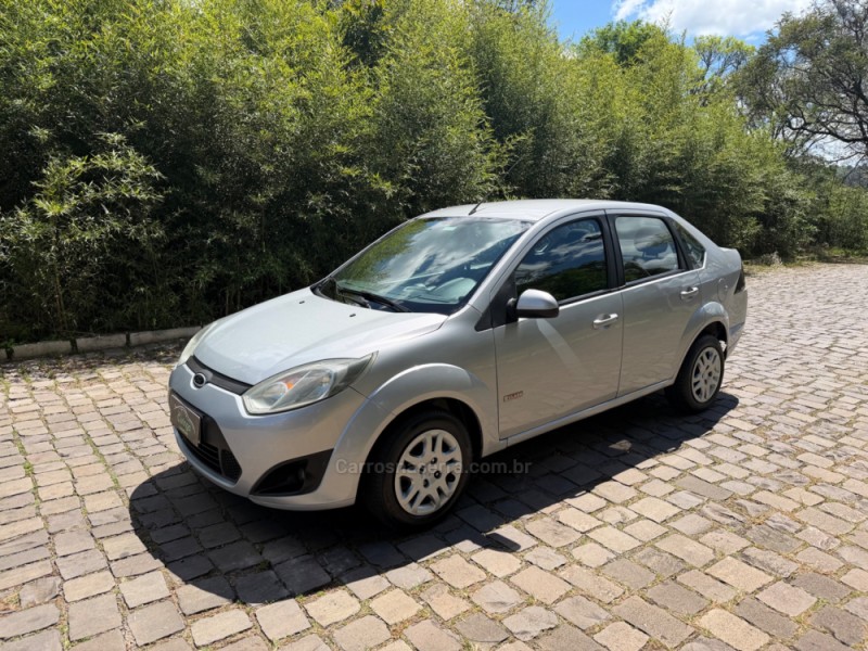 fiesta 1.6 mpi class sedan 8v flex 4p manual 2012 nova prata