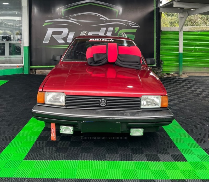 quantum 1.8 mi 8v gasolina 4p manual 1986 caxias do sul