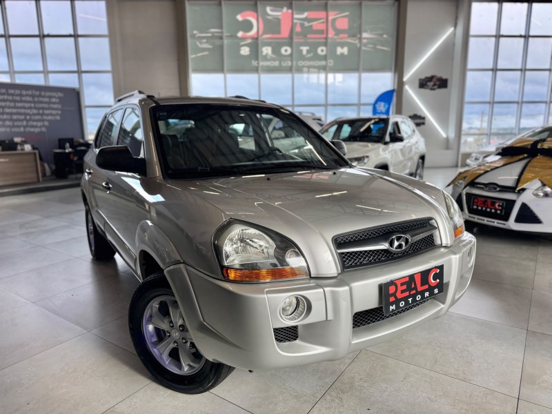 TUCSON 2.0 MPFI GL 16V 142CV 2WD GASOLINA 4P MANUAL