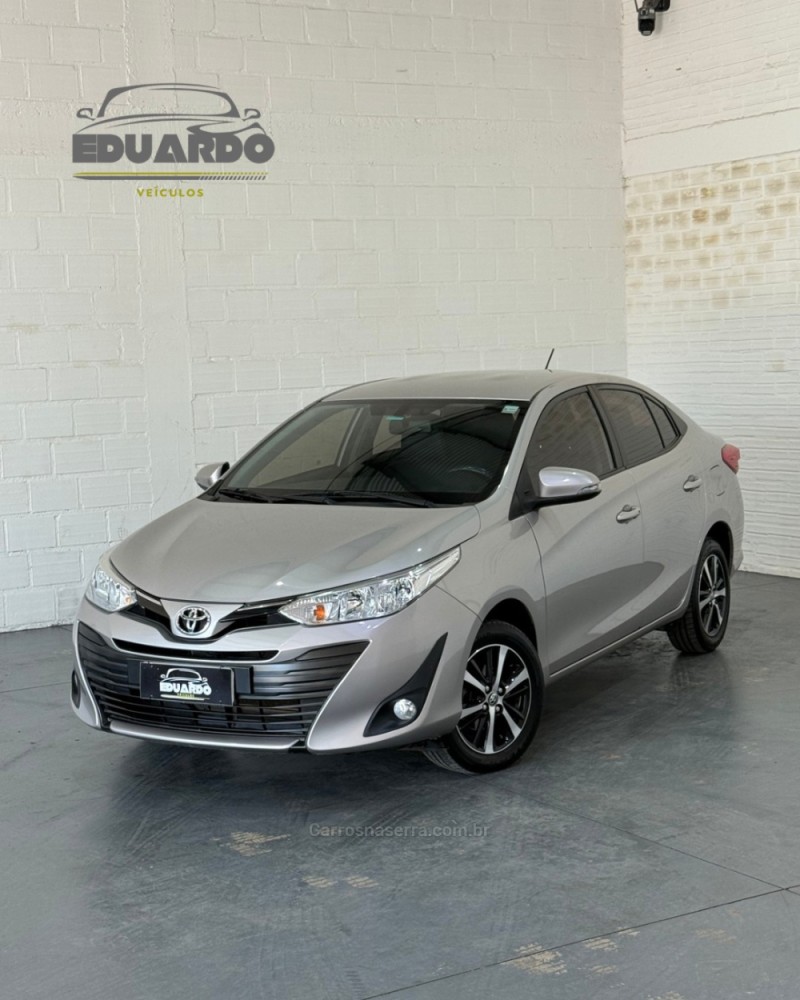 YARIS 1.5 XS 16V FLEX 4P AUTOMÁTICO