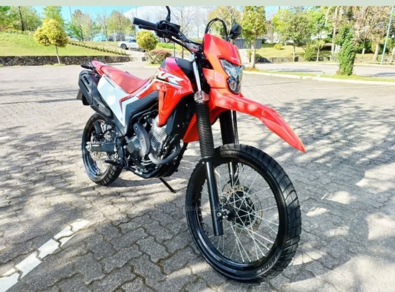XR 300L TORNADO 